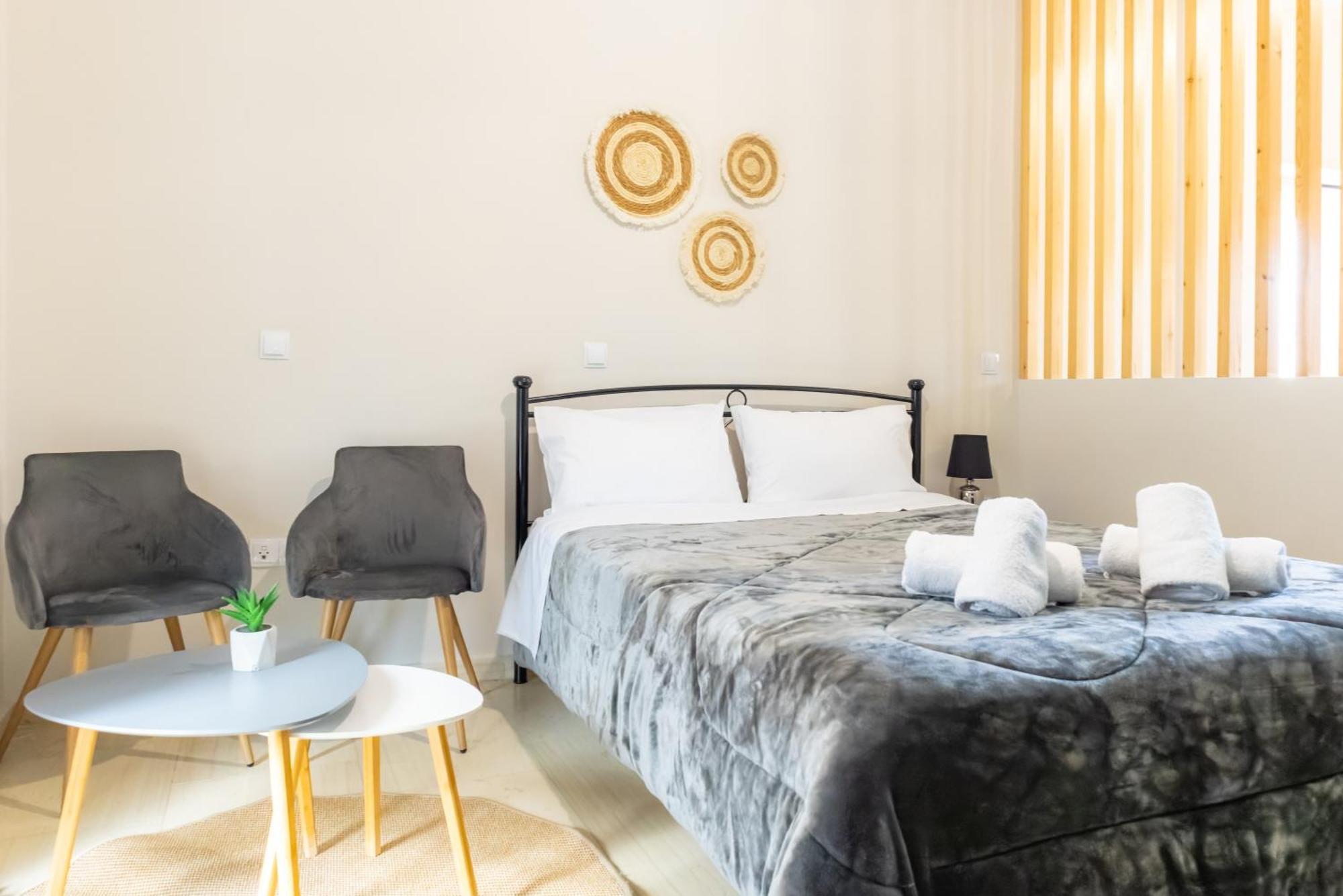 P&K Luxury Apartments 3 Kalamáta Kültér fotó